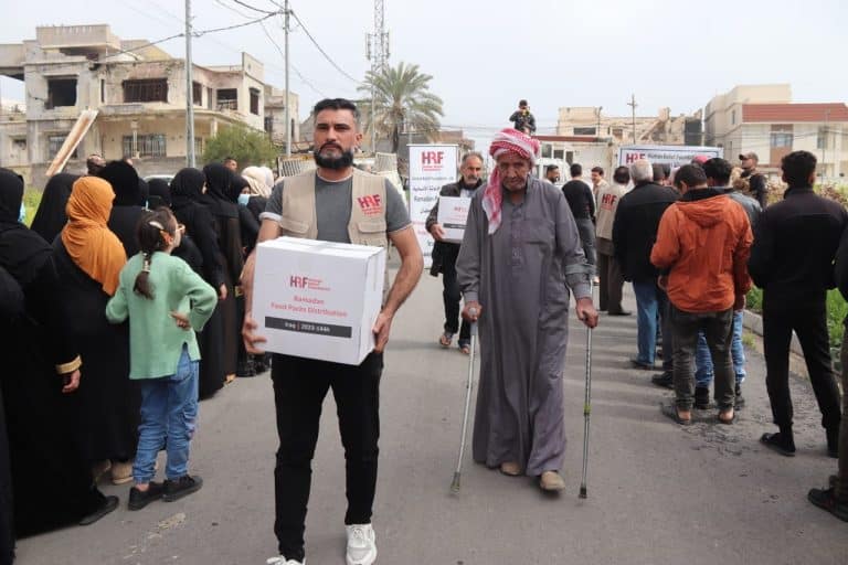distribution Colis Alimentaire en Irak