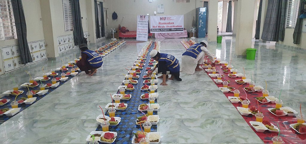 sadaqa iftar ramadan rohingyas 12