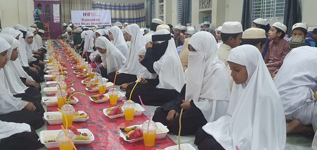 sadaqa iftar ramadan rohingyas 15